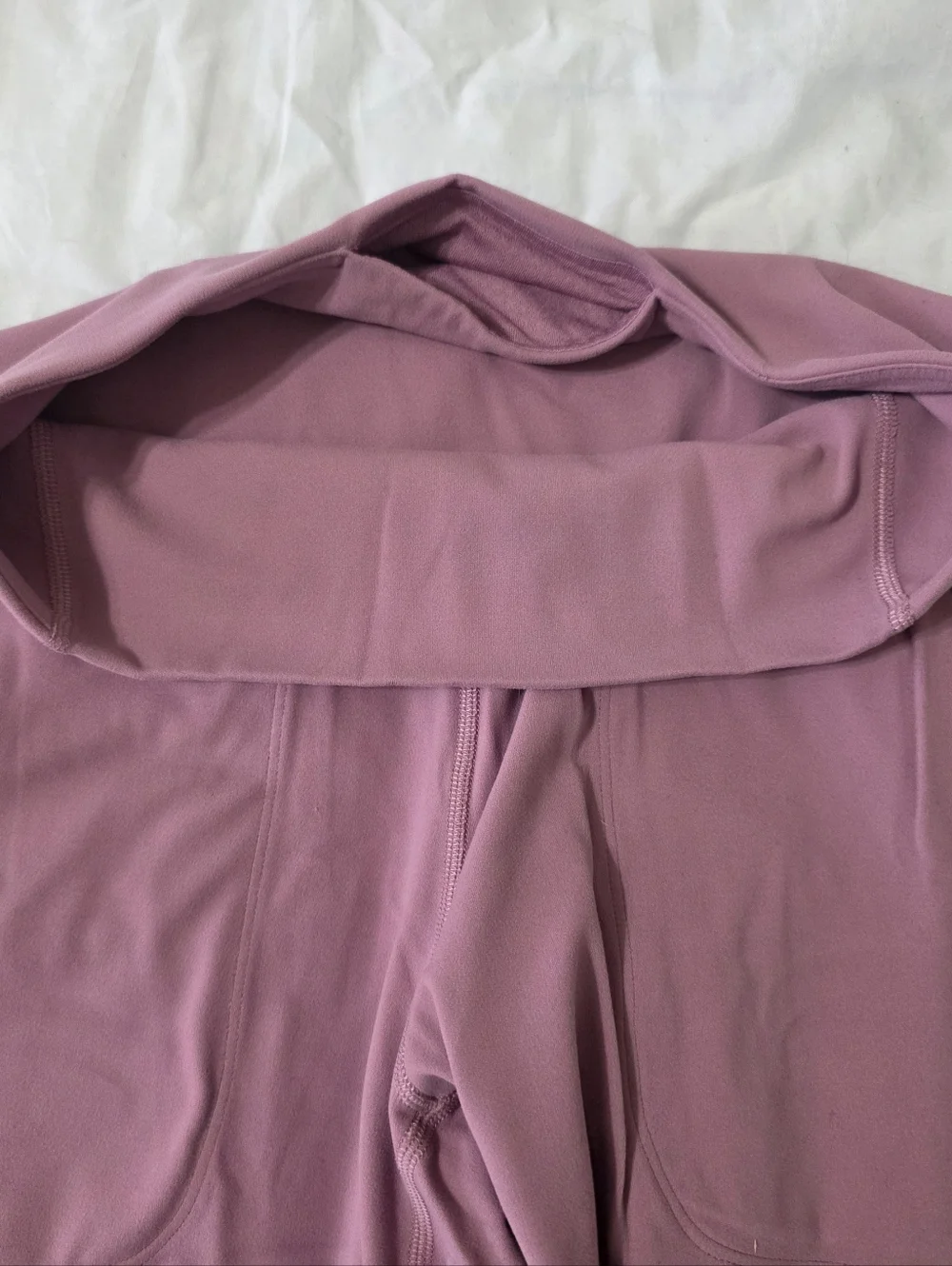 Lululemon Wide-Leg Active Pants in Dusty Mauve - Picture 4 of 4